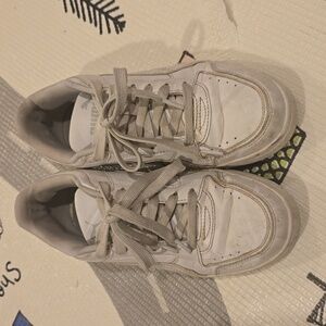 Puma Off-White Sneakers